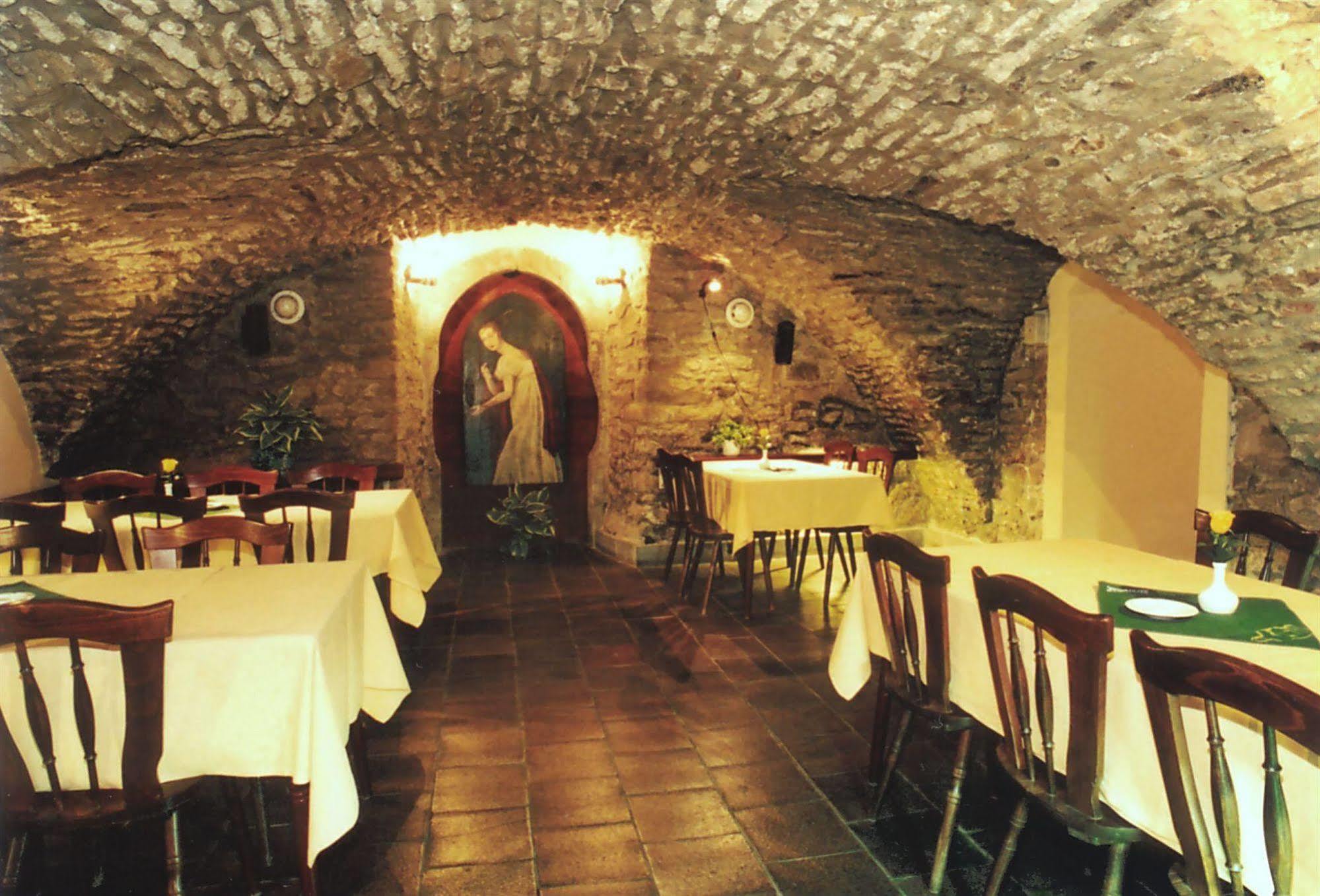 Hotel Stela Levoca Bagian luar foto