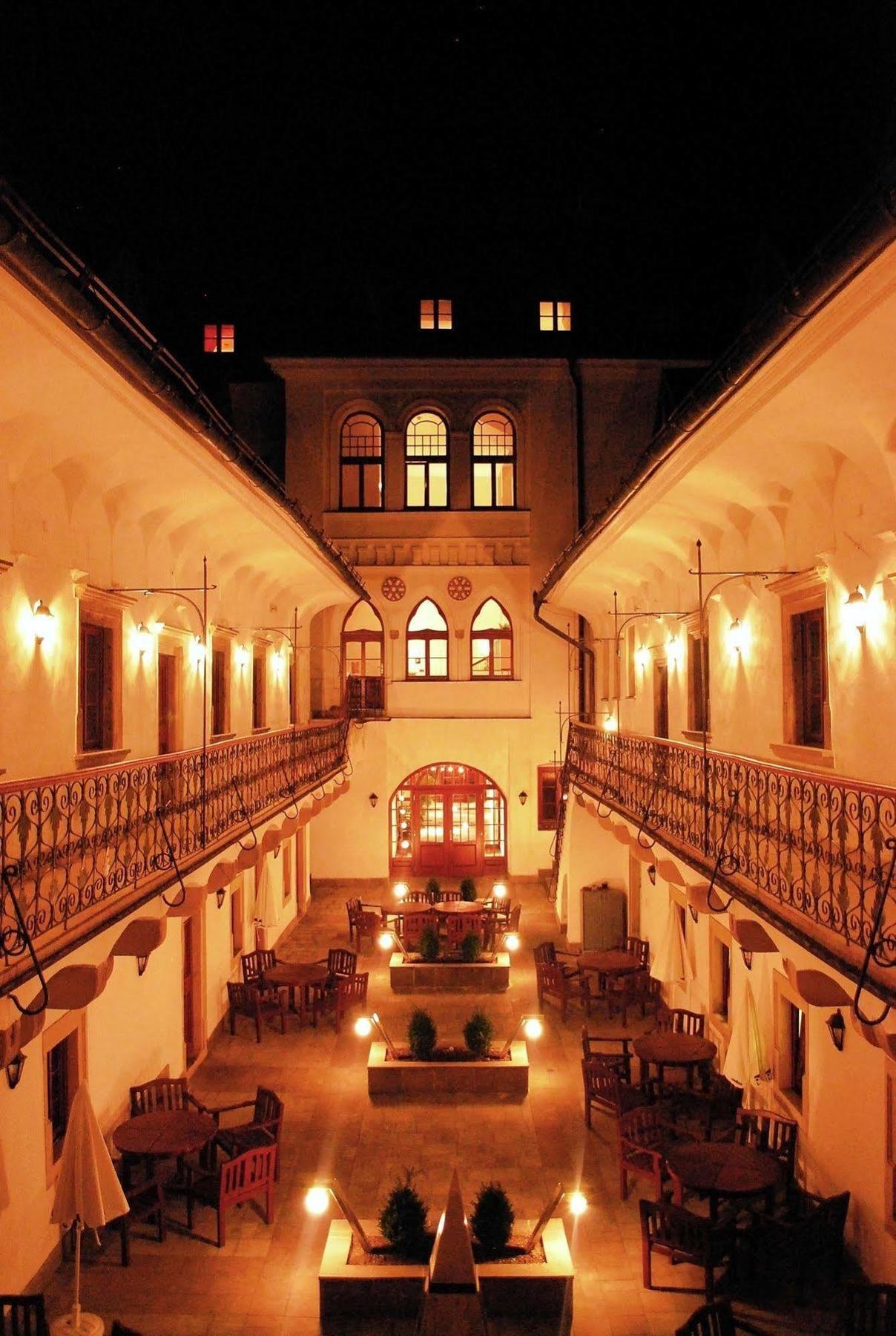 Hotel Stela Levoca Bagian luar foto