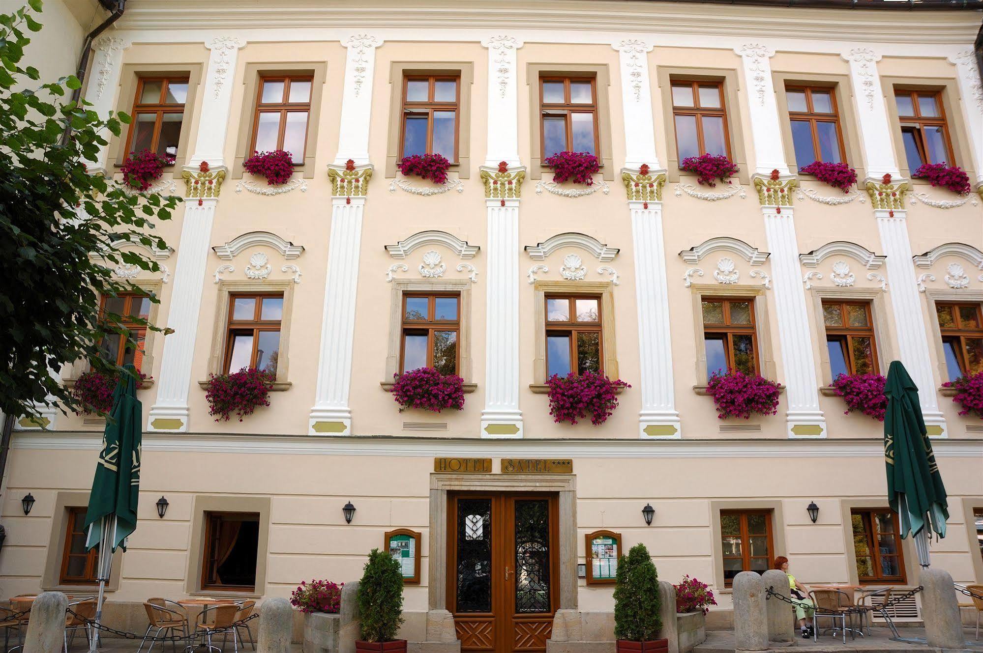 Hotel Stela Levoca Bagian luar foto